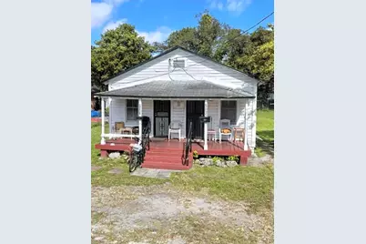 2925 NW 48th Street, Miami, FL 33142 - Photo 1