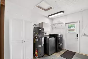 2081 NW 107th Terrace, Sunrise, FL 33322 - Photo 27