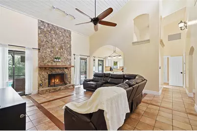 340 Apache Lane, Boca Raton, FL 33487 - Photo 9