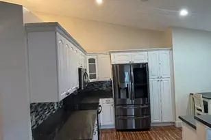 9095 SW 20th St, Miramar, FL 33025 - Photo 11