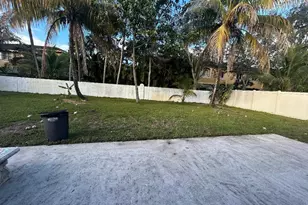 9095 SW 20th St, Miramar, FL 33025 - Photo 23