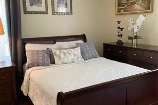 448 NE 210th Cir Terrace, Miami, FL 33179 - Photo 9