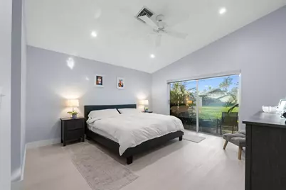 16473 Del Palacio Court, Delray Beach, FL 33484 - Photo 13