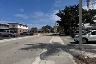 1360 SE 3rd Ct, Deerfield Beach, FL 33441 - Photo 15