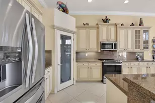 8270 Azure Coast Blvd, Lake Worth, FL 33467 - Photo 17