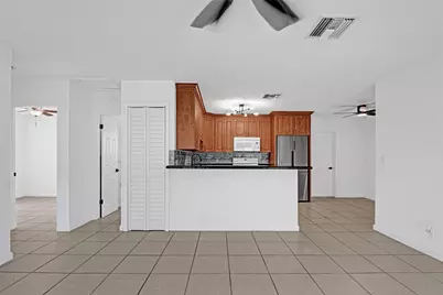 6101 NE 7th Avenue, Oakland Park, FL 33334 - Photo 7