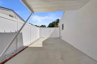 6101 NE 7th Avenue, Oakland Park, FL 33334 - Photo 35