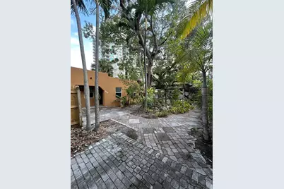 322 SW 7th Avenue, Fort Lauderdale, FL 33312 - Photo 1