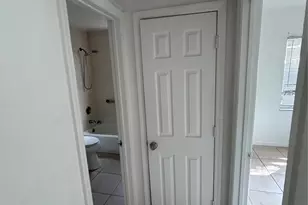 322 SW 7th Ave, Fort Lauderdale, FL 33312 - Photo 9