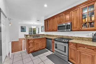 1059 Golden Cane Dr, Weston, FL 33327 - Photo 5