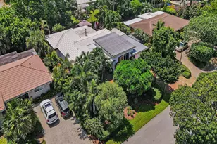 1708 NE 47th St, Oakland Park, FL 33334 - Photo 43