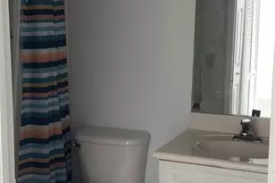 621 NW 78th Terrace, Pembroke Pines, FL 33024 - Photo 9