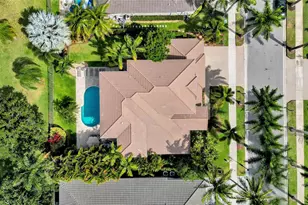 2527 Montclaire Cir, Weston, FL 33327 - Photo 57