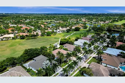 2527 Montclaire Circle, Weston, FL 33327 - Photo 49