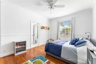 2527 Montclaire Cir, Weston, FL 33327 - Photo 27