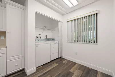 370 Fairway Circle #13, Weston, FL 33326 - Photo 17