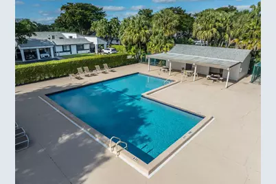 370 Fairway Circle #13, Weston, FL 33326 - Photo 57