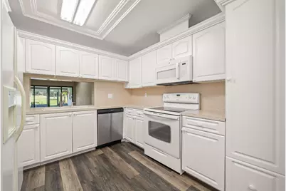 370 Fairway Circle #13, Weston, FL 33326 - Photo 15