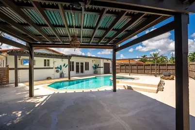 4215 Roosevelt Street, Hollywood, FL 33021 - Photo 33