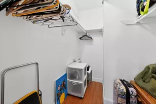 581 Blue Heron Dr, Hallandale Beach, FL 33009 - Photo 23