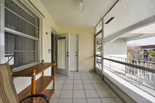 581 Blue Heron Dr, Hallandale Beach, FL 33009 - Photo 25