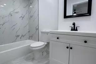 832 NW 47th St, Deerfield Beach, FL 33064 - Photo 23