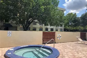 2401 Riverside Dr, Coral Springs, FL 33065 - Photo 9