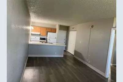 2401 Riverside Drive #410, Coral Springs, FL 33065 - Photo 3