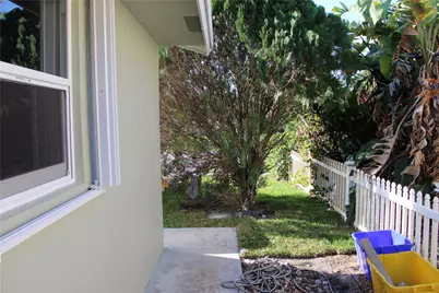 611 SW 1st Avenue, Boynton Beach, FL 33426 - Photo 5
