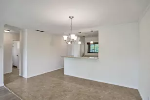 930 SW 9th St Cir, Boca Raton, FL 33486 - Photo 7