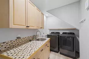 649 NW 30th St, Wilton Manors, FL 33311 - Photo 11