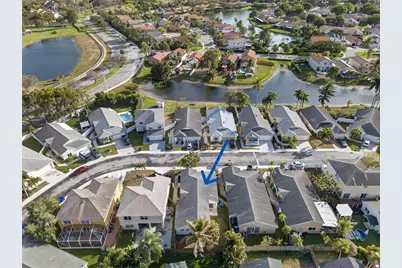 351 E Riverbend Drive, Sunrise, FL 33326 - Photo 29