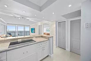 2030 S Ocean Dr, Hallandale Beach, FL 33009 - Photo 17