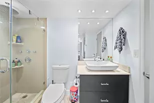 2030 S Ocean Dr, Hallandale Beach, FL 33009 - Photo 31