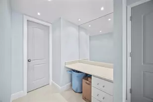 2030 S Ocean Dr, Hallandale Beach, FL 33009 - Photo 25