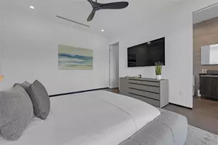 727 NE 17th Way, Fort Lauderdale, FL 33304 - Photo 61