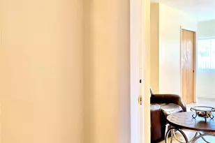 318 SW 67th Terrace, Pembroke Pines, FL 33023 - Photo 9