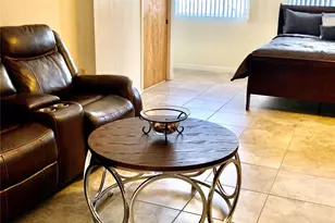 318 SW 67th Terrace, Pembroke Pines, FL 33023 - Photo 15