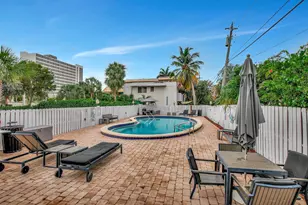 2555 NE 11th St, Fort Lauderdale, FL 33304 - Photo 37