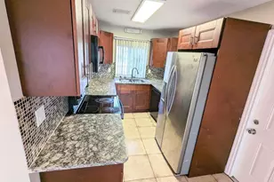 141 NW 10th St, Pompano Beach, FL 33060 - Photo 7