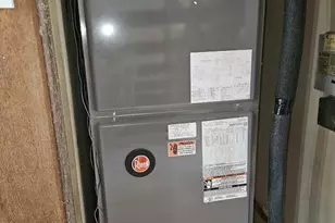 10191 Oleander Ct, Pembroke Pines, FL 33026 - Photo 17