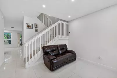 3262 NW 31st Terrace, Oakland Park, FL 33309 - Photo 3