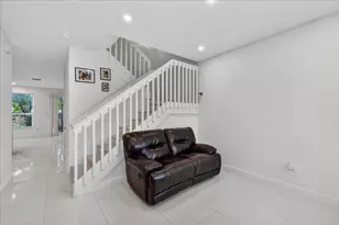 3262 NW 31st Terrace, Oakland Park, FL 33309 - Photo 3