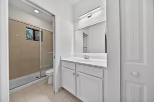 4234 N Dixie Hwy, Oakland Park, FL 33334 - Photo 23