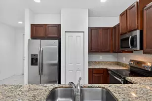 4234 N Dixie Hwy, Oakland Park, FL 33334 - Photo 3