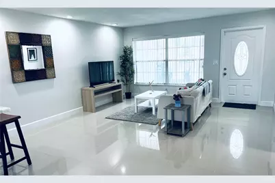 6520 Kimberly Boulevard, North Lauderdale, FL 33068 - Photo 5