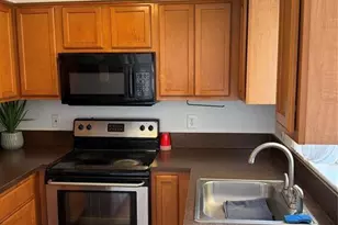 7610 Westwood Dr, Tamarac, FL 33321 - Photo 3