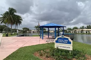 432 Lakeside Dr, Margate, FL 33063 - Photo 3