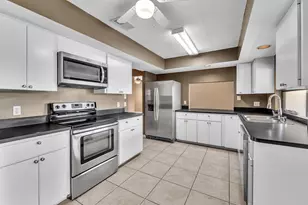 2002 SE Aneci St, Port Saint Lucie, FL 34984 - Photo 39