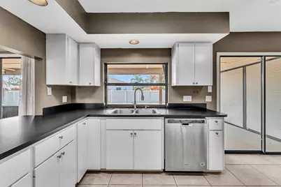 2002 SE Aneci Street, Port Saint Lucie, FL 34984 - Photo 41